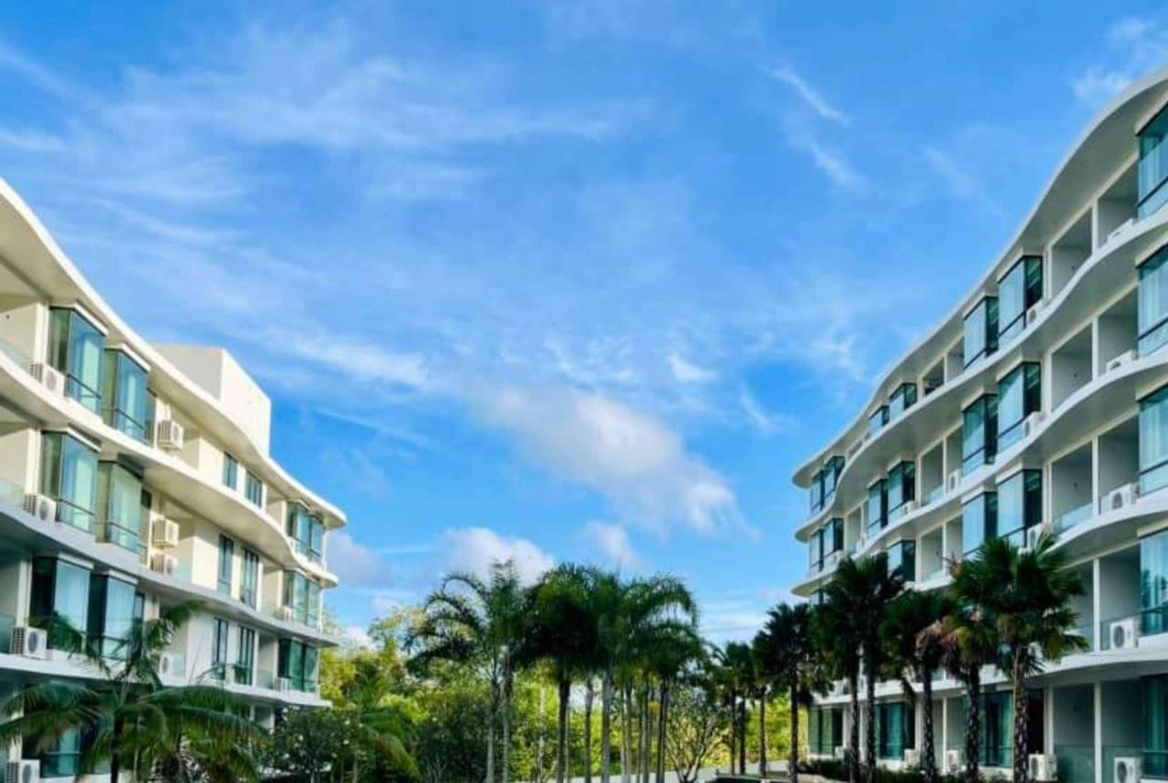 Wyndham La Vita Rawai Phuket Extérieur photo