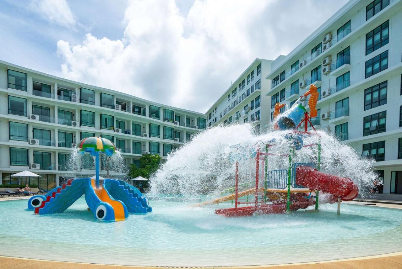 Wyndham La Vita Rawai Phuket Extérieur photo