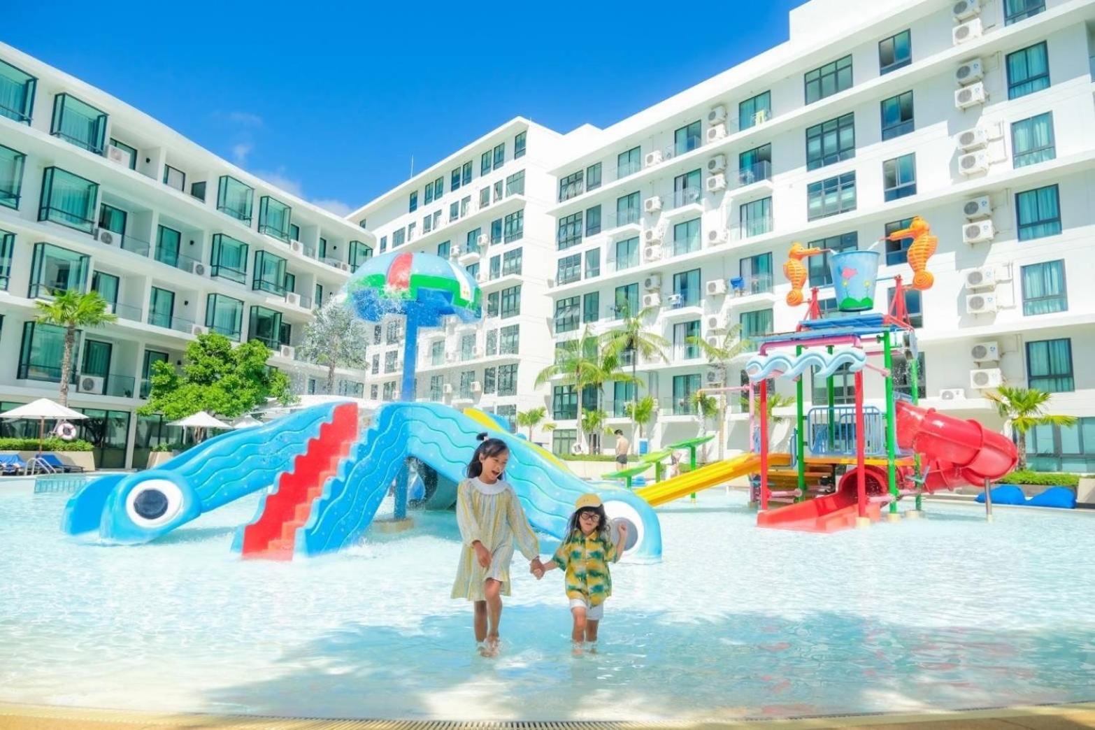 Wyndham La Vita Rawai Phuket Extérieur photo