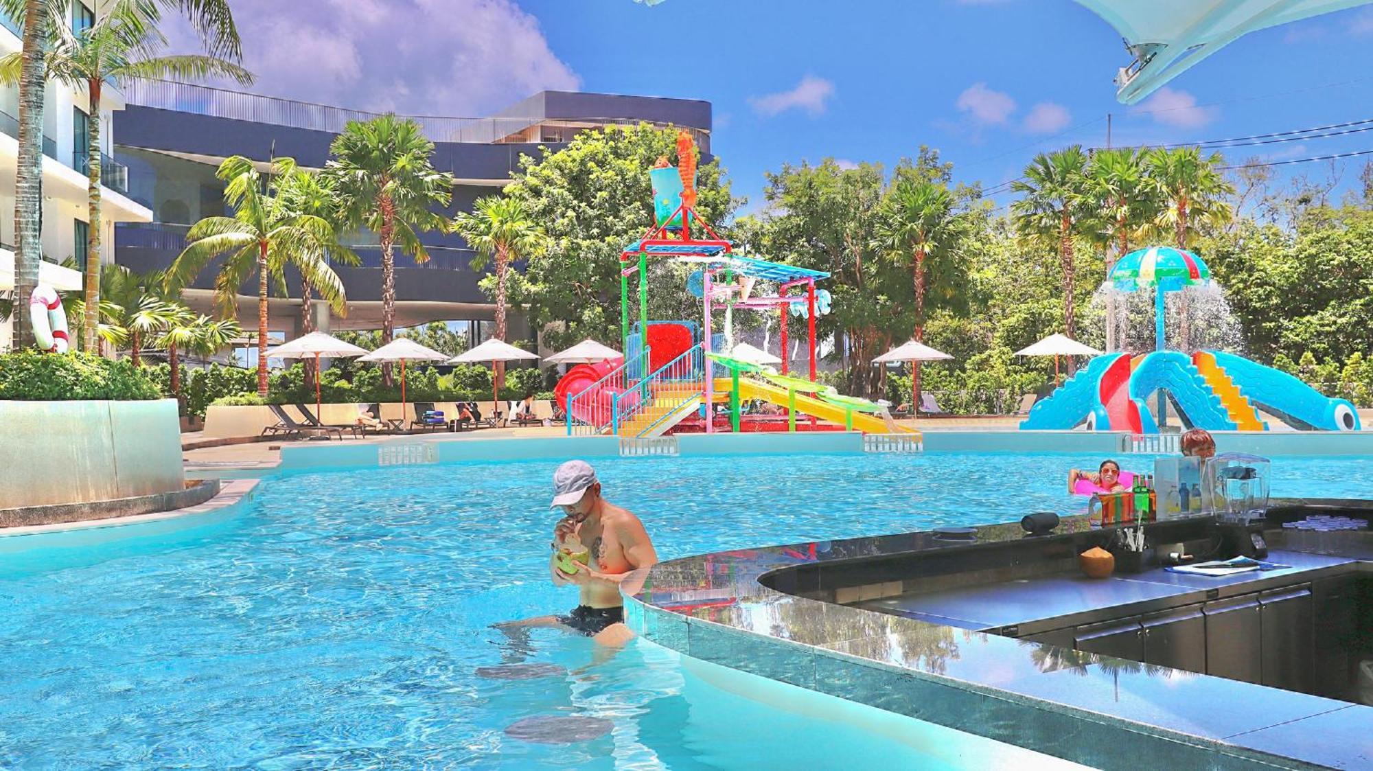 Wyndham La Vita Rawai Phuket Extérieur photo