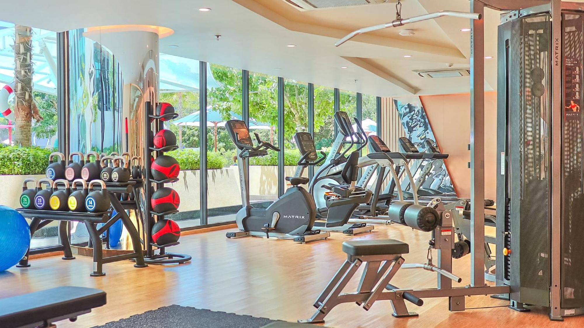 Wyndham La Vita Rawai Phuket Extérieur photo