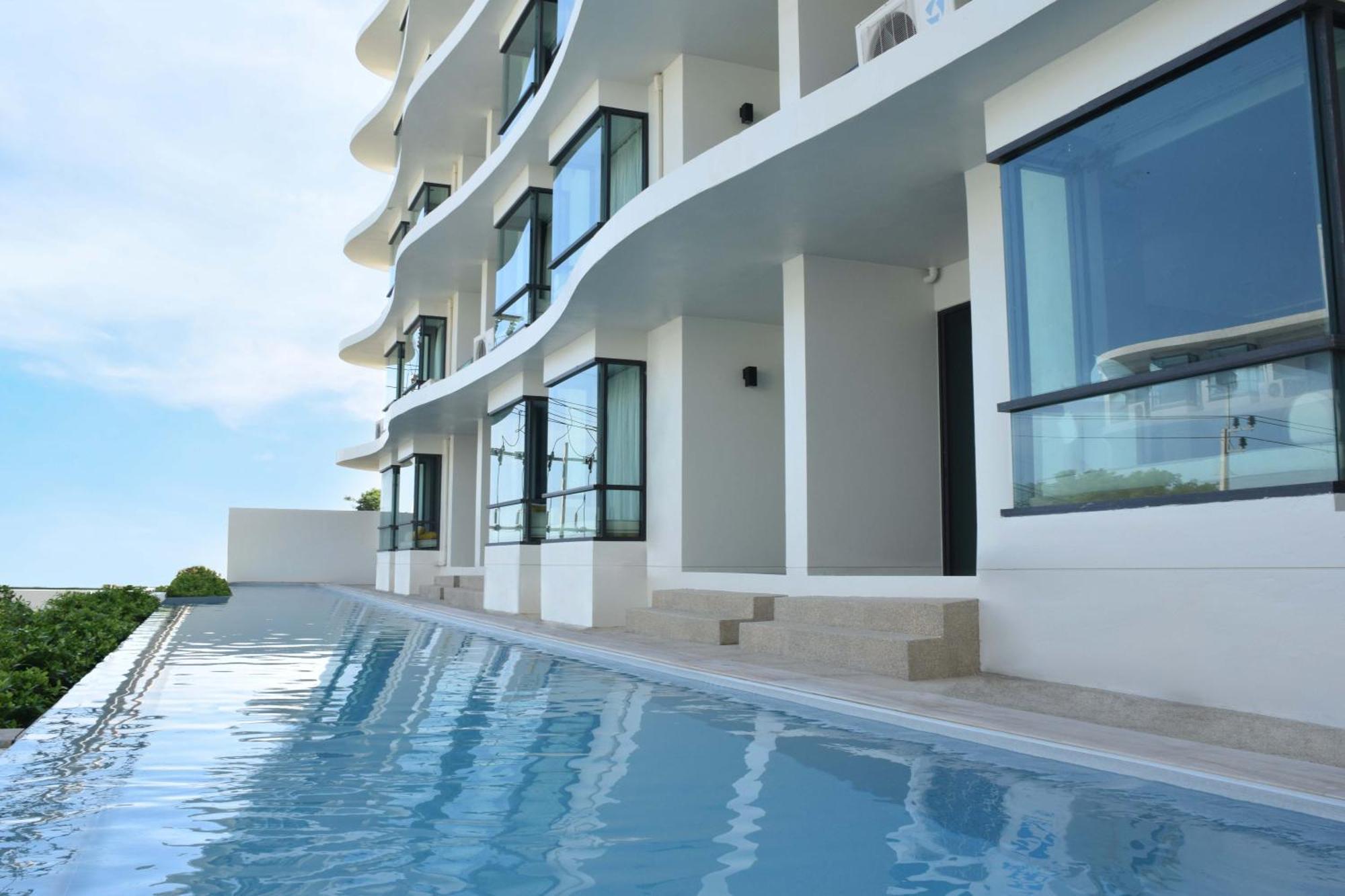 Wyndham La Vita Rawai Phuket Extérieur photo